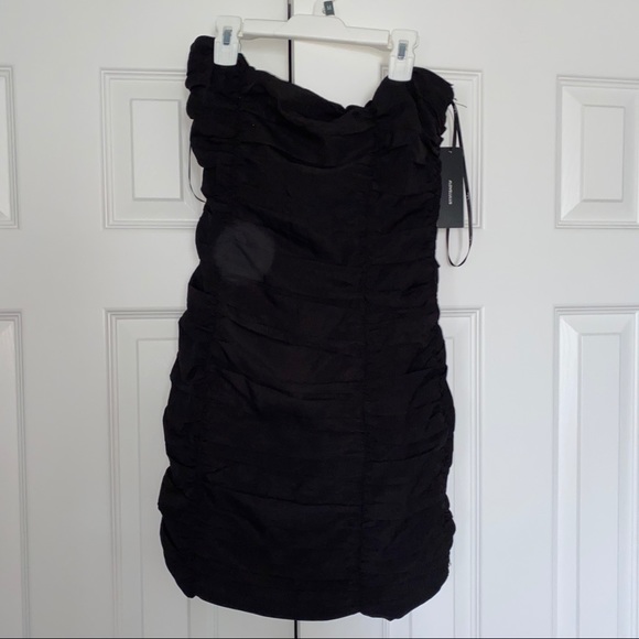 Strapless ruffle dress - Picture 1 of 1